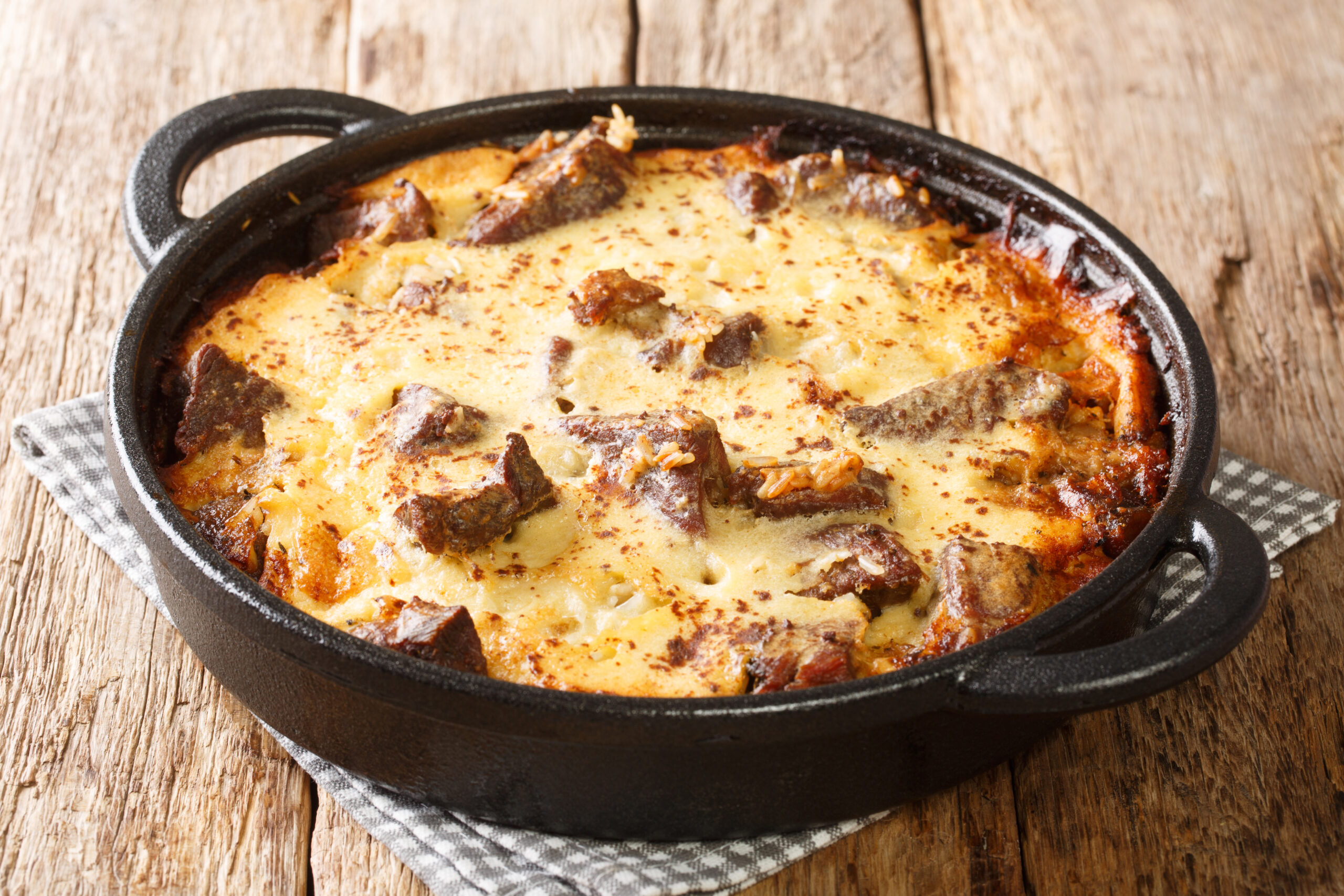 Agnello cacio e uova – Lamm mit Käse und Ei